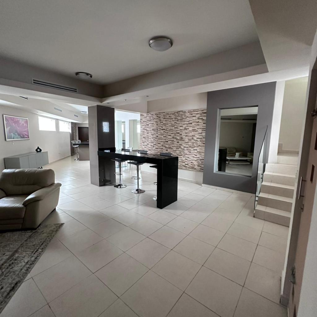 departamento alfonso reyes monterrey nuevo leon cerca de estacion de metro centrica 